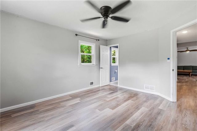 606 Echo Lane, Woodstock, GA 30189