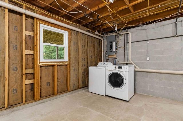 606 Echo Lane, Woodstock, GA 30189