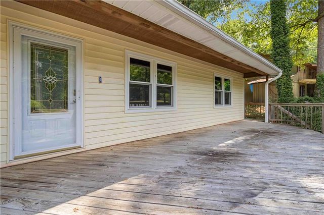 606 Echo Lane, Woodstock, GA 30189