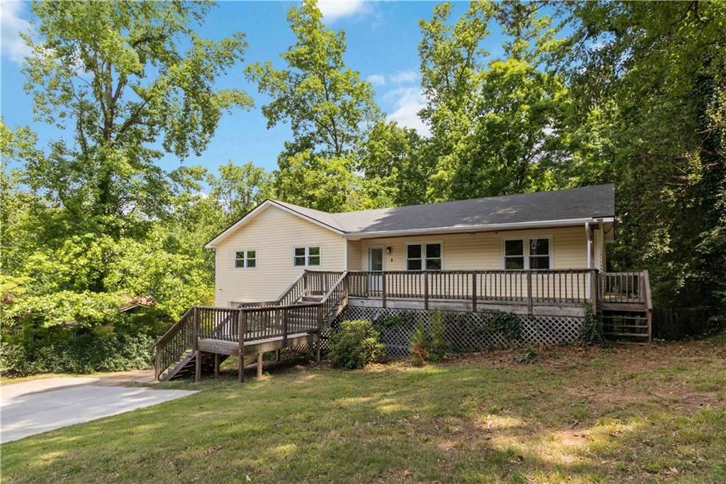 606 Echo Lane, Woodstock, GA 30189