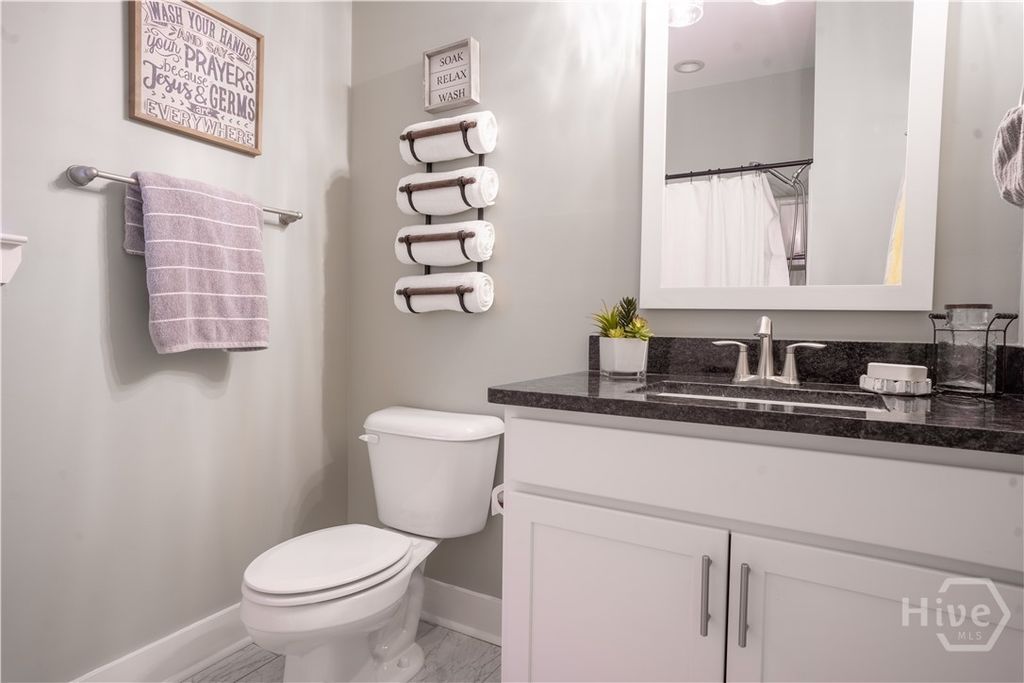 Image 13 of property listing at 23 Timberland Circle, Richmond Hill, GA 31324