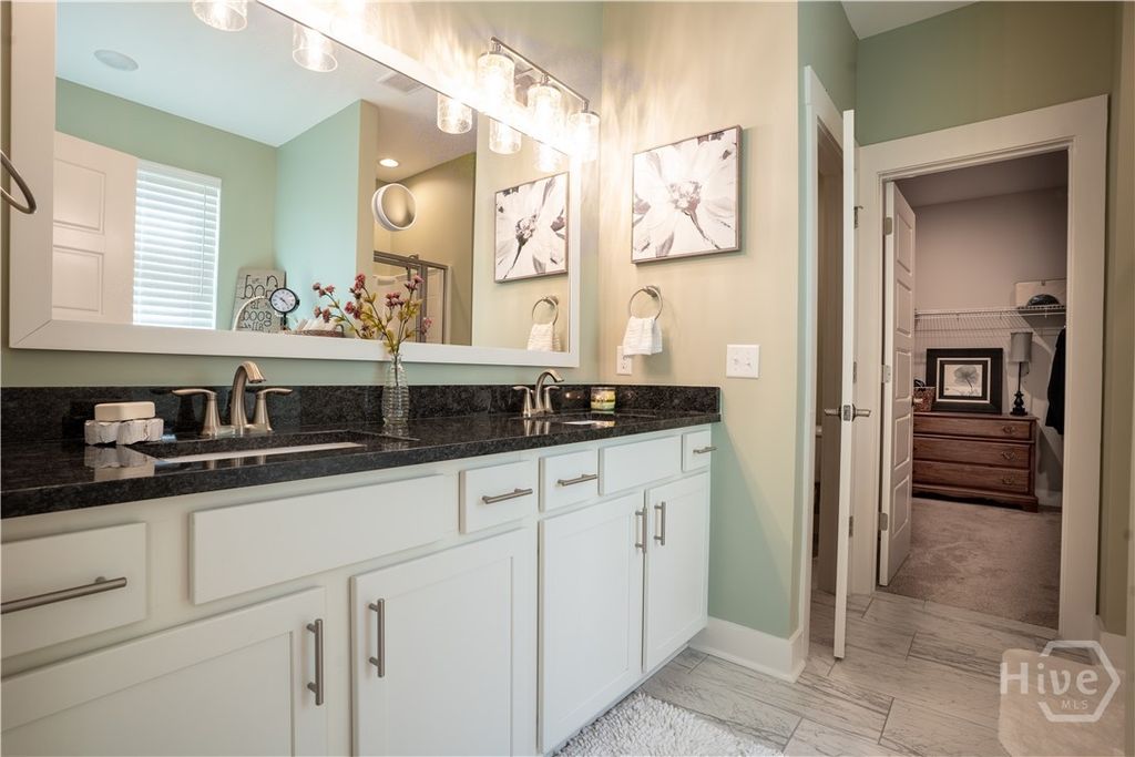 Image 16 of property listing at 23 Timberland Circle, Richmond Hill, GA 31324