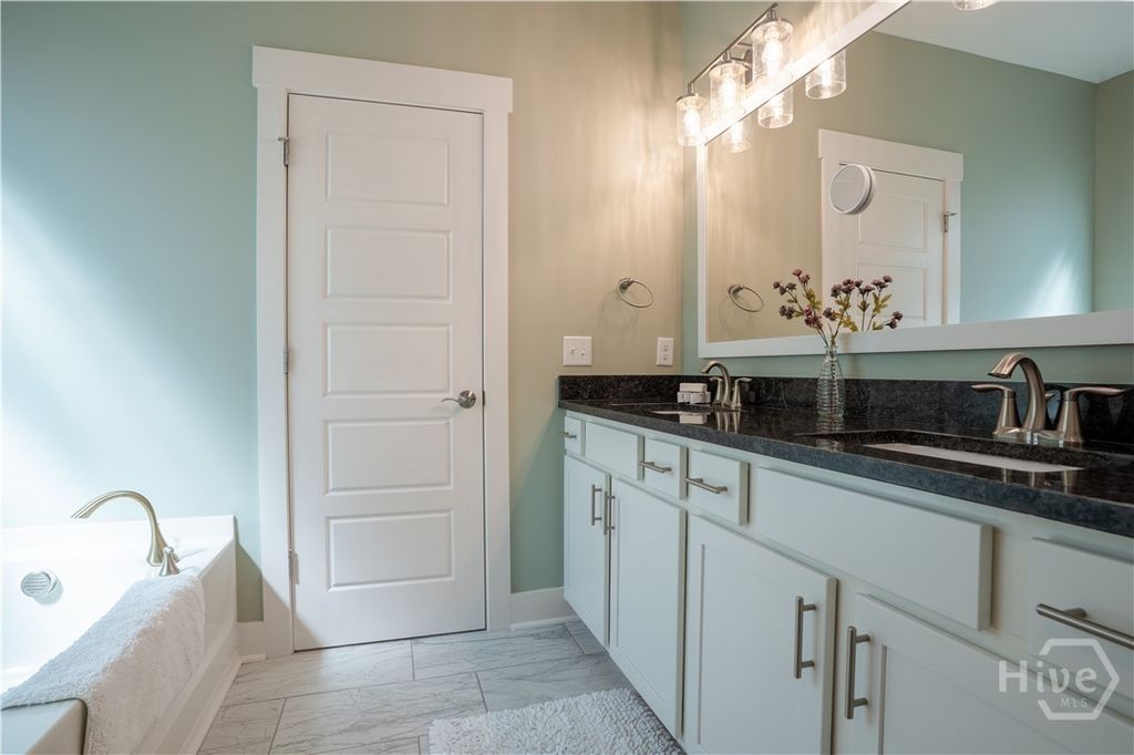 Image 17 of property listing at 23 Timberland Circle, Richmond Hill, GA 31324