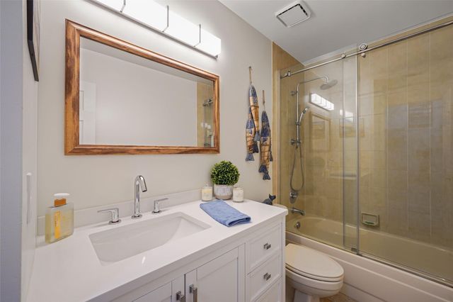 1872 NW 109th Avenue, Plantation, FL 33322