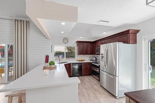 1872 NW 109th Avenue, Plantation, FL 33322