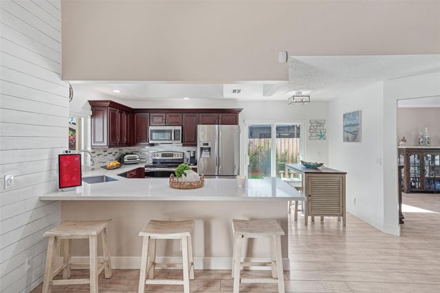 1872 NW 109th Avenue, Plantation, FL 33322