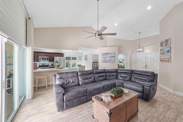 1872 NW 109th Avenue, Plantation, FL 33322