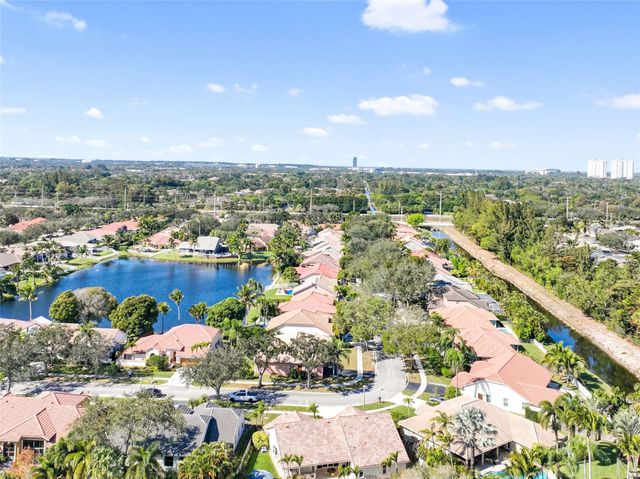 1872 NW 109th Avenue, Plantation, FL 33322