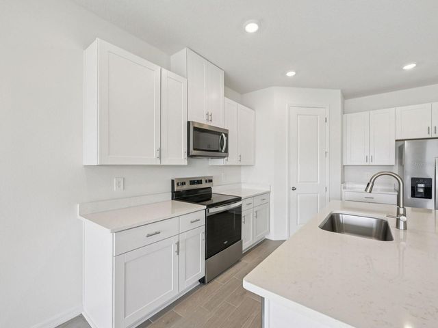 9009 VENETIA COURT, Palmetto, FL 34221