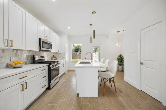990-992 Marjorie Street, Houston, TX 77088