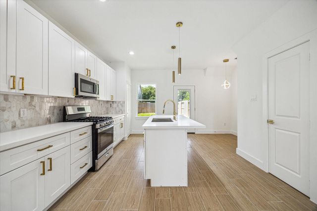 990-992 Marjorie Street, Houston, TX 77088