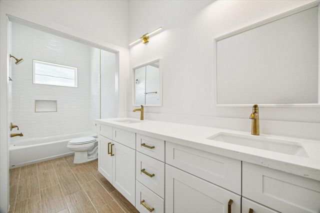 990-992 Marjorie Street, Houston, TX 77088