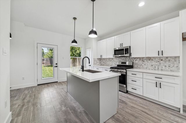 990-992 Marjorie Street, Houston, TX 77088