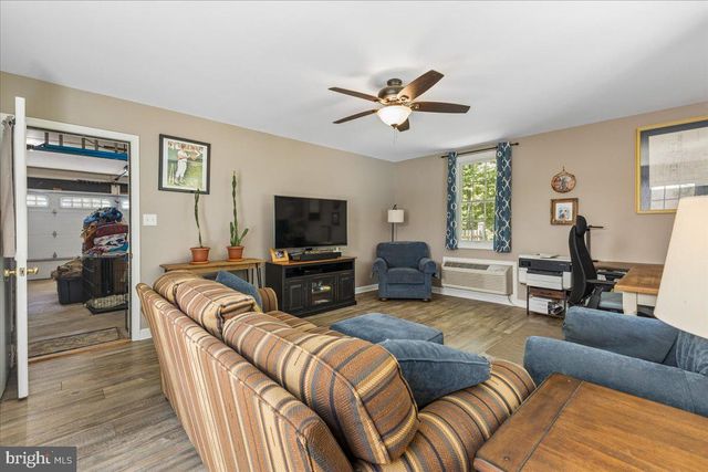 350 PROSPECT BAY DR W, Grasonville, MD 21638