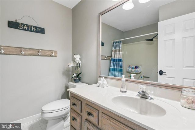 350 PROSPECT BAY DR W, Grasonville, MD 21638