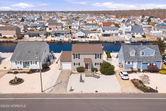 390 Bayview Avenue, Bayville, NJ 08721