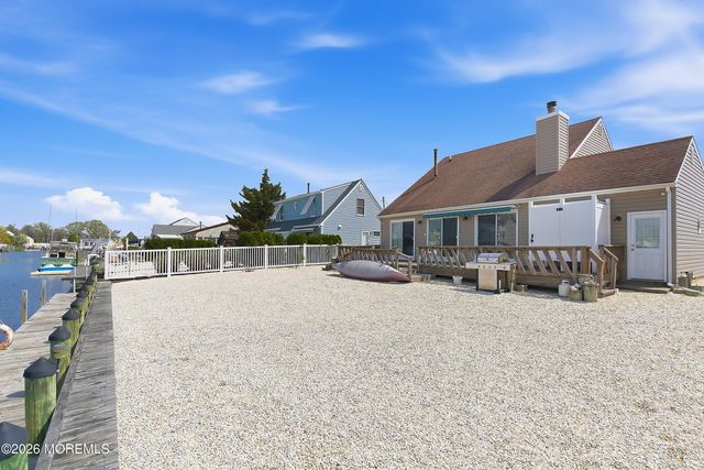 390 Bayview Avenue, Bayville, NJ 08721