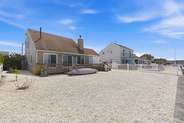 390 Bayview Avenue, Bayville, NJ 08721