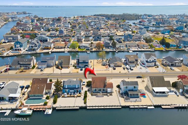390 Bayview Avenue, Bayville, NJ 08721