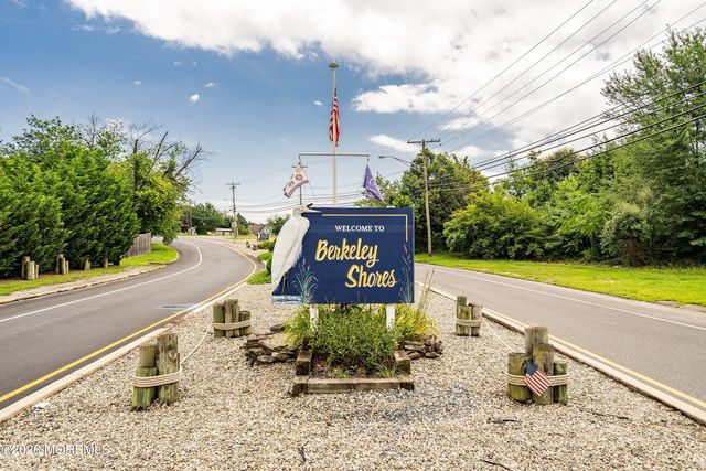 390 Bayview Avenue, Bayville, NJ 08721