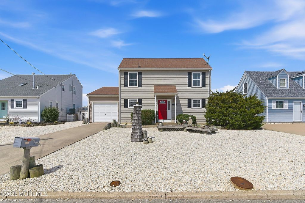 390 Bayview Avenue, Bayville, NJ 08721