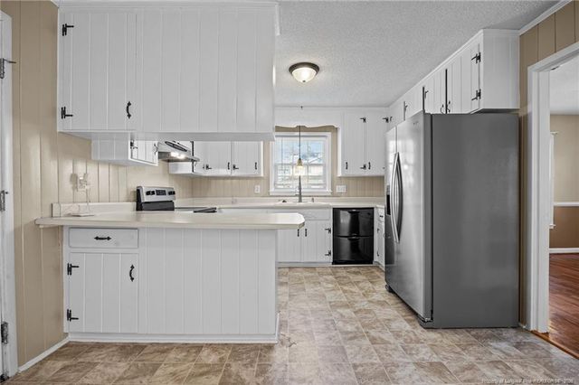 6319 WHITEHALL, Fayetteville, NC 28303