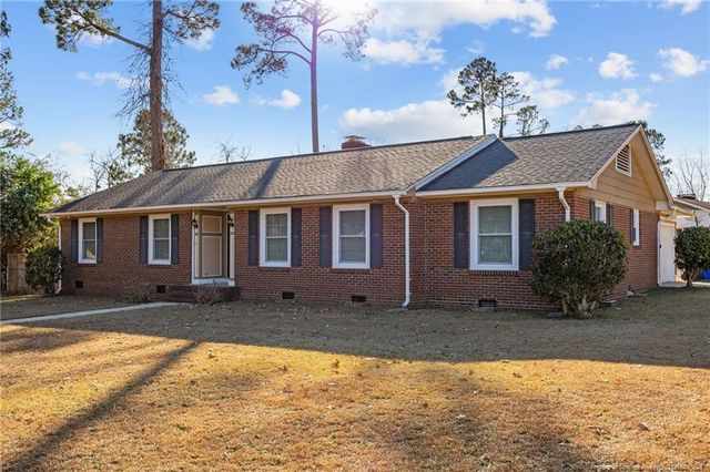 6319 WHITEHALL, Fayetteville, NC 28303