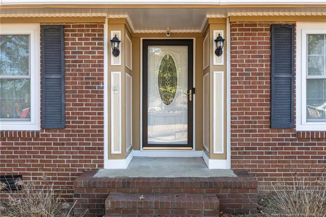 6319 WHITEHALL, Fayetteville, NC 28303