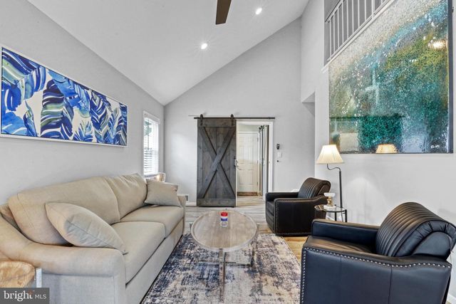 103 CHERRY TREE CT, Sterling, VA 20164