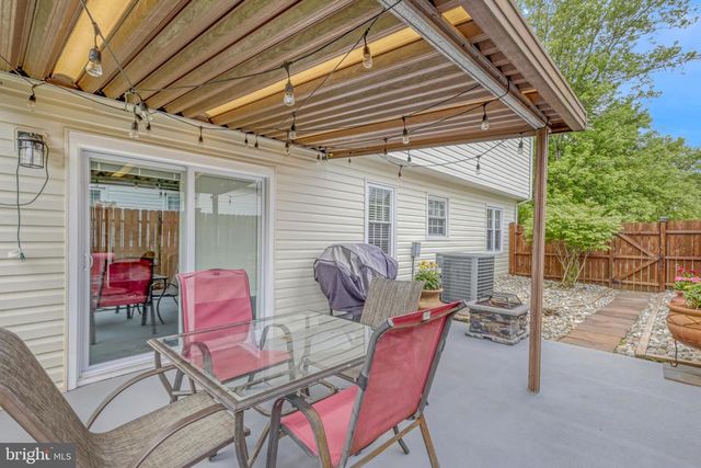 103 CHERRY TREE CT, Sterling, VA 20164