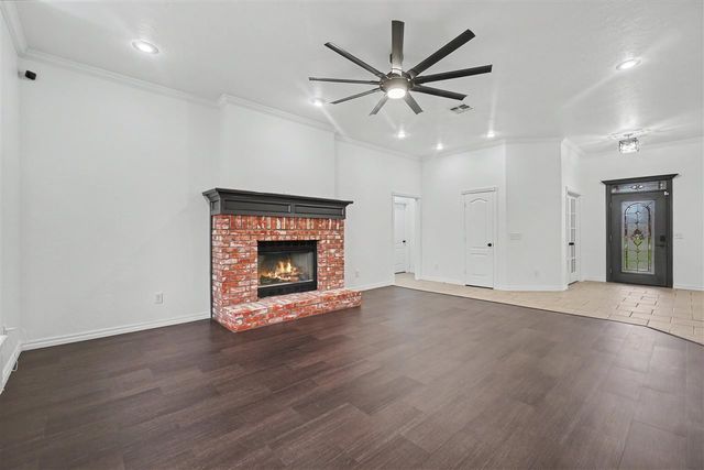 1 NW Shelter Lake Dr, Lawton, OK 73505