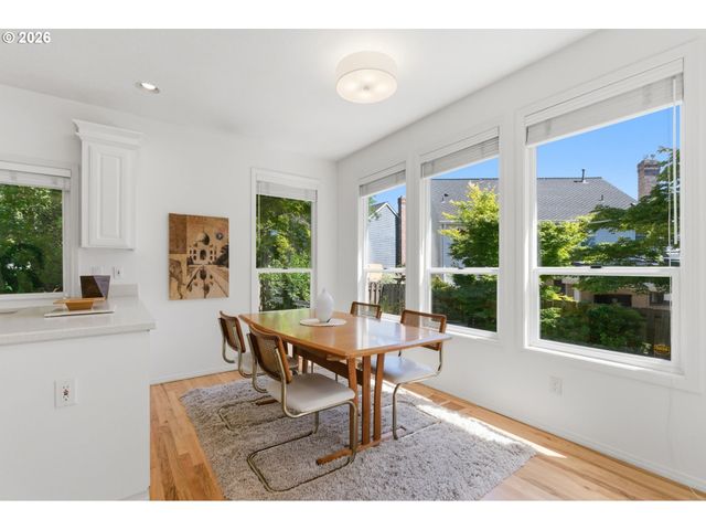 5914 Sw KRUSE RIDGE Dr, Portland, OR 97219