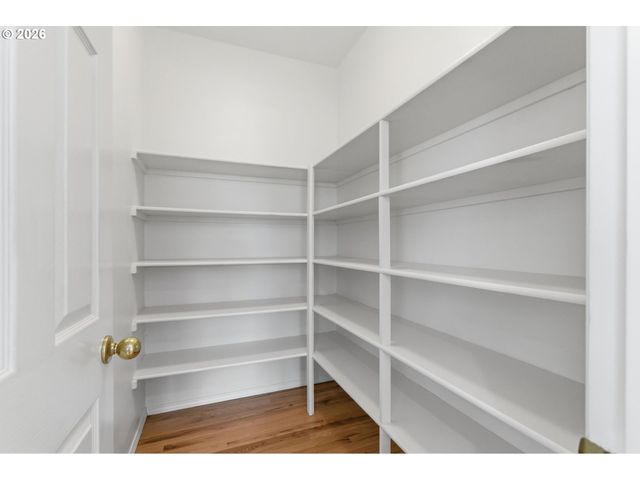 5914 Sw KRUSE RIDGE Dr, Portland, OR 97219