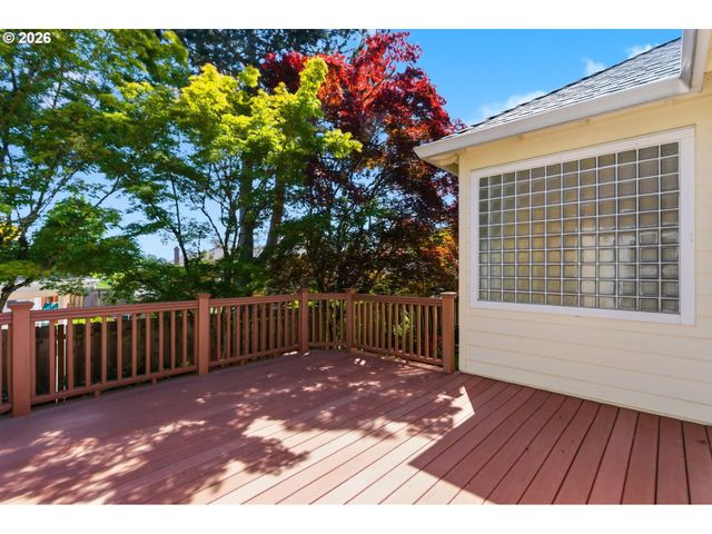 5914 Sw KRUSE RIDGE Dr, Portland, OR 97219