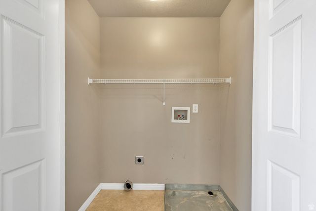 5213 W DOVE CREEK LN, West Jordan, UT 84081