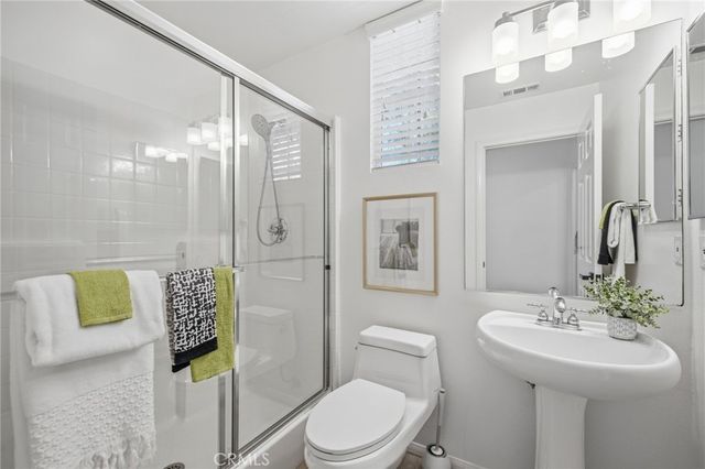 33 Nightshade, Irvine, CA 92603