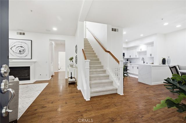 33 Nightshade, Irvine, CA 92603