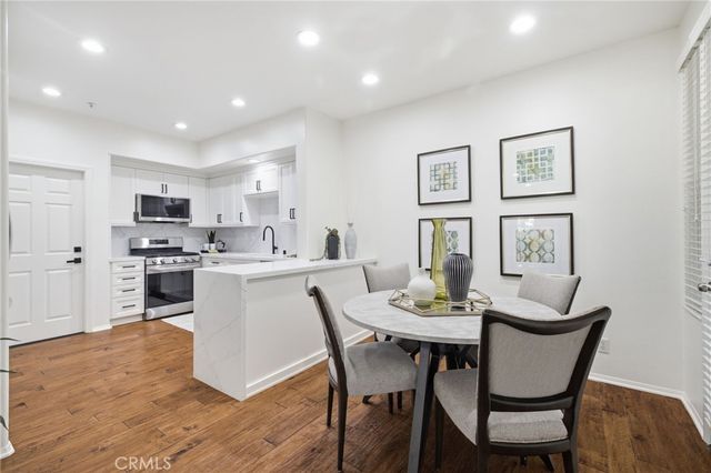33 Nightshade, Irvine, CA 92603