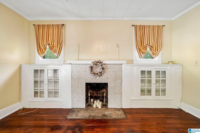 201 4TH AVENUE, Midfield, AL 35228