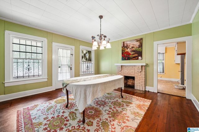 201 4TH AVENUE, Midfield, AL 35228
