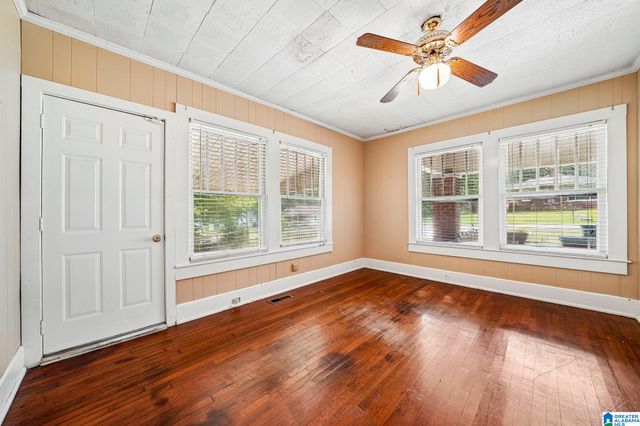 201 4TH AVENUE, Midfield, AL 35228