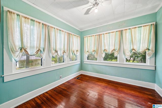 201 4TH AVENUE, Midfield, AL 35228