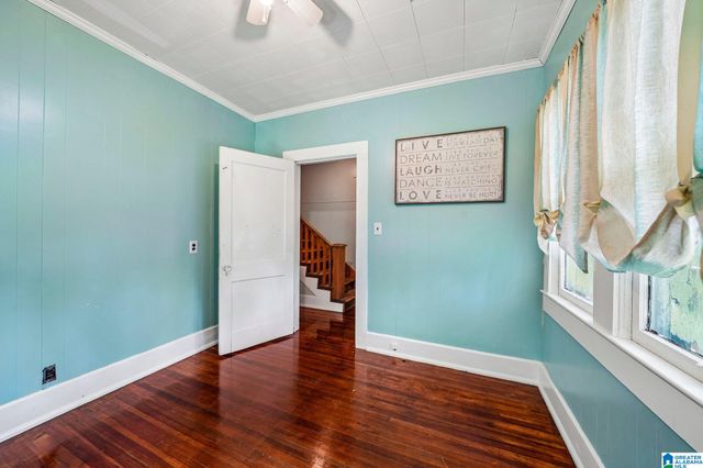 201 4TH AVENUE, Midfield, AL 35228