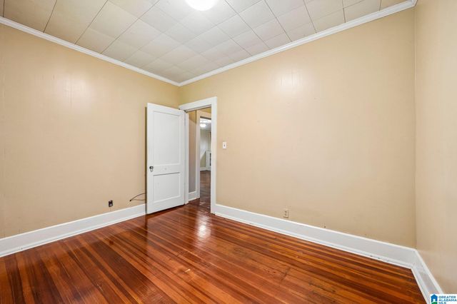 201 4TH AVENUE, Midfield, AL 35228