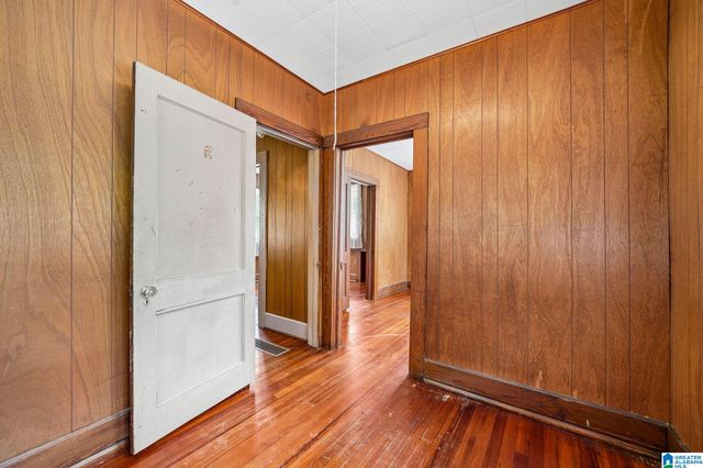 201 4TH AVENUE, Midfield, AL 35228