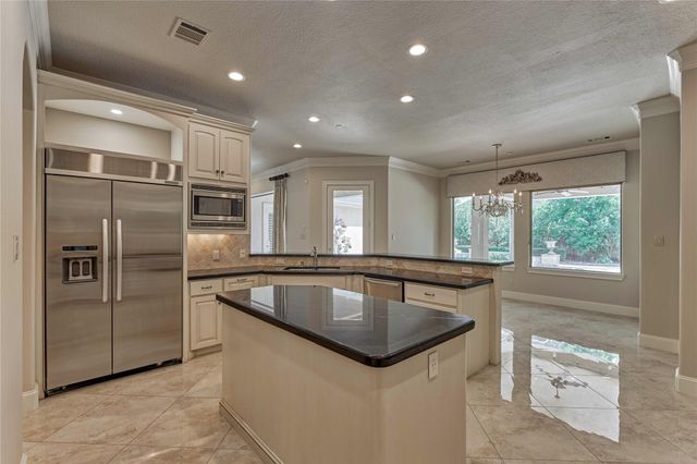8003 Marshall Falls Drive, Spring, TX 77379