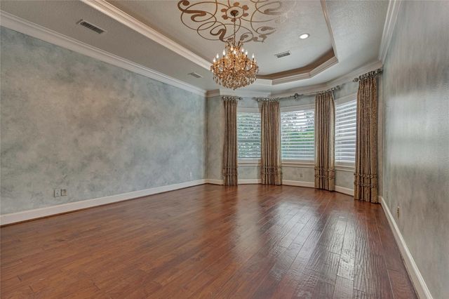 8003 Marshall Falls Drive, Spring, TX 77379