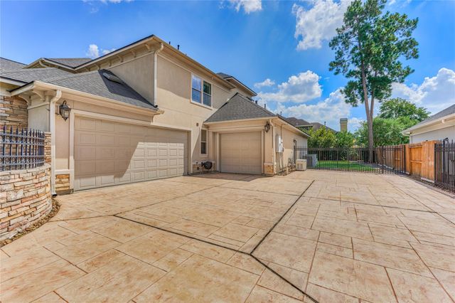 8003 Marshall Falls Drive, Spring, TX 77379