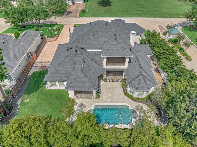8003 Marshall Falls Drive, Spring, TX 77379