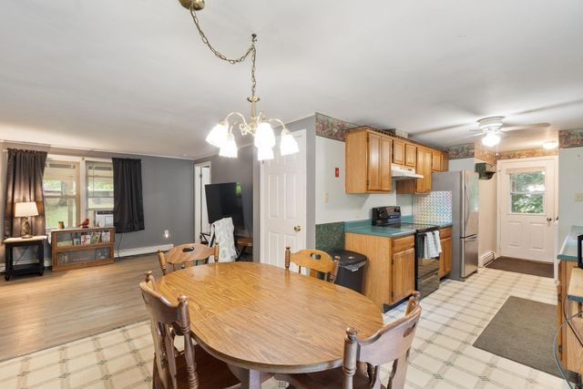 64 Mystery Ln, Athol, MA 01331